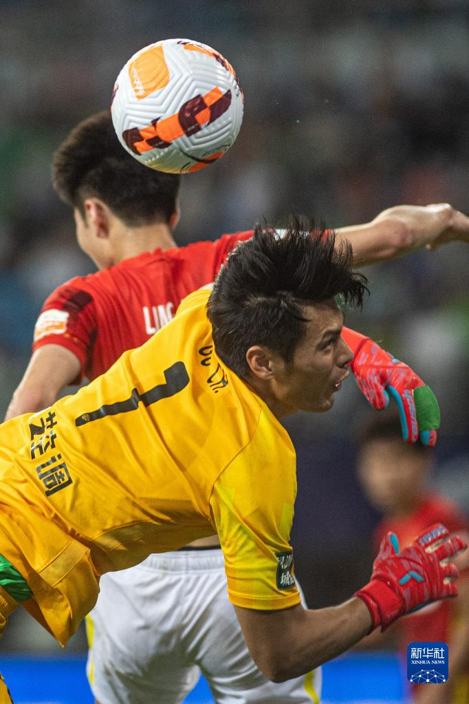 MK体育下载-包含从加时末段波尔图战术微调到广州队集结日绝杀压哨，巴塞罗那完成体检备战中超的词条